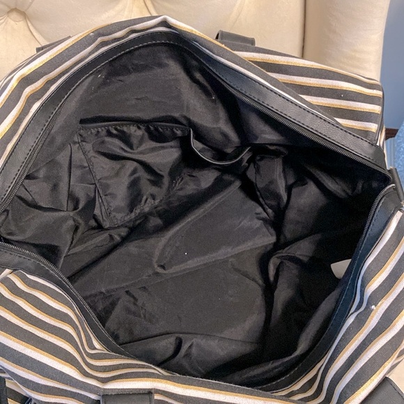 Madden girl woman’s jersey striped weekender, travel large capacity bag 🌹 - Picture 10 of 13